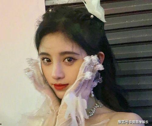 娱乐圈吃瓜鞠婧祎图片高清,娱乐圈吃瓜群众热议